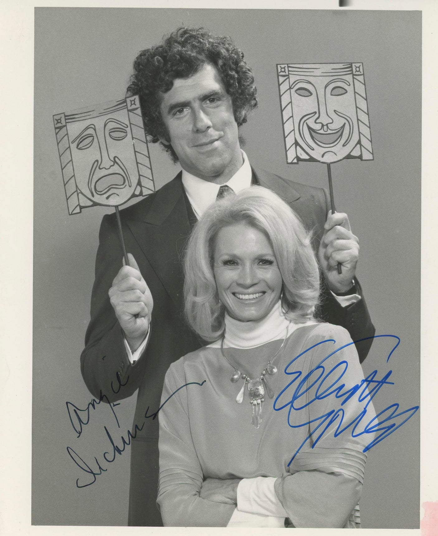 Angie Dickinson & Elliott Gould Actors Authentic Signed 8x10 Photo BAS #BN29191