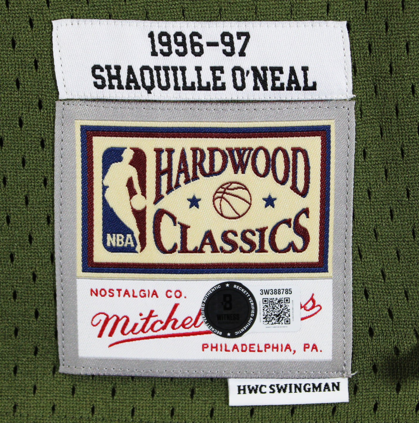 Lakers Shaquille O'Neal Signed Green M&N 1996-97 HWC Swingman Jersey BAS Witness