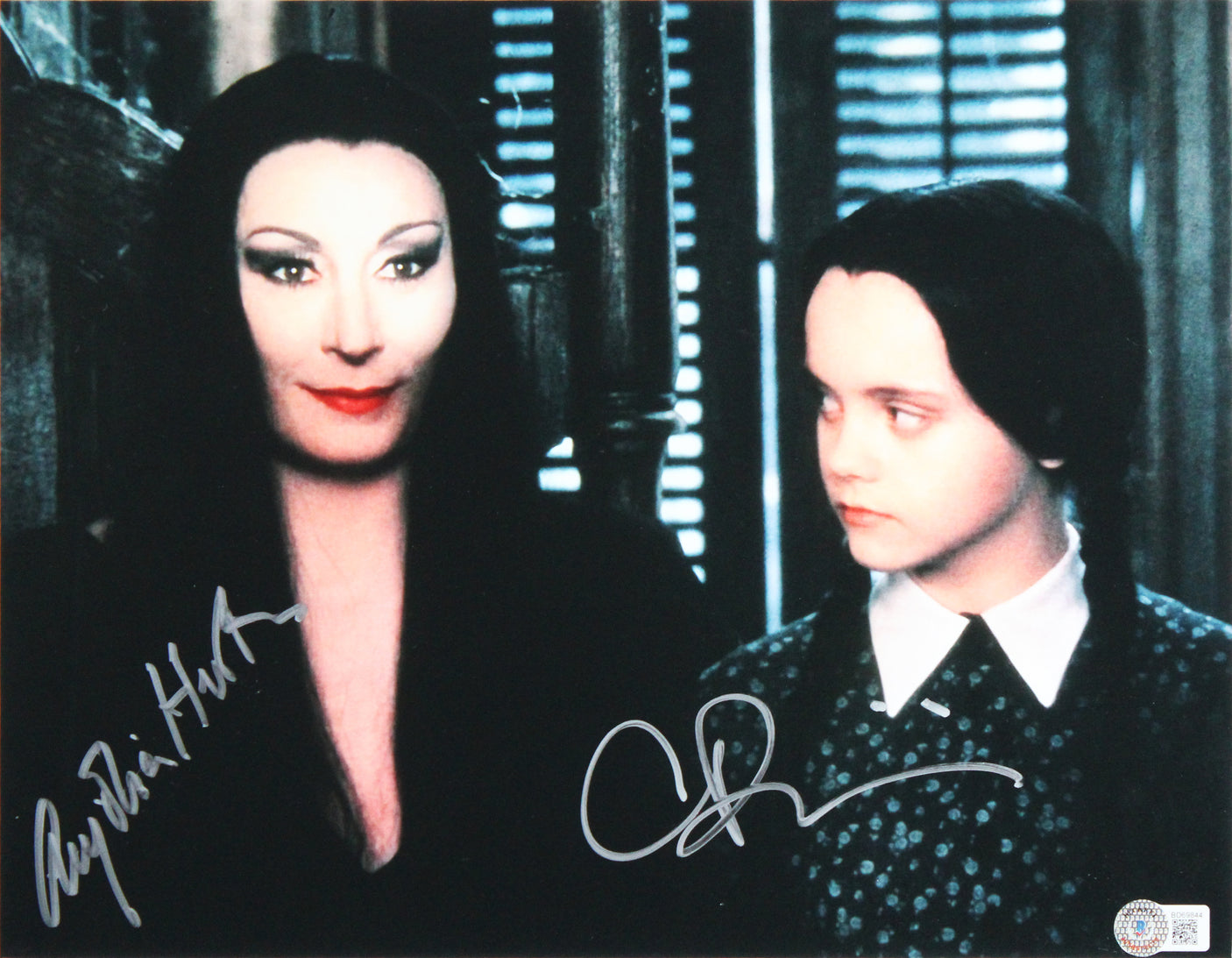 Christina Ricci & Anjelica Houston Addams Family Signed 11x14 Framed Photo BAS