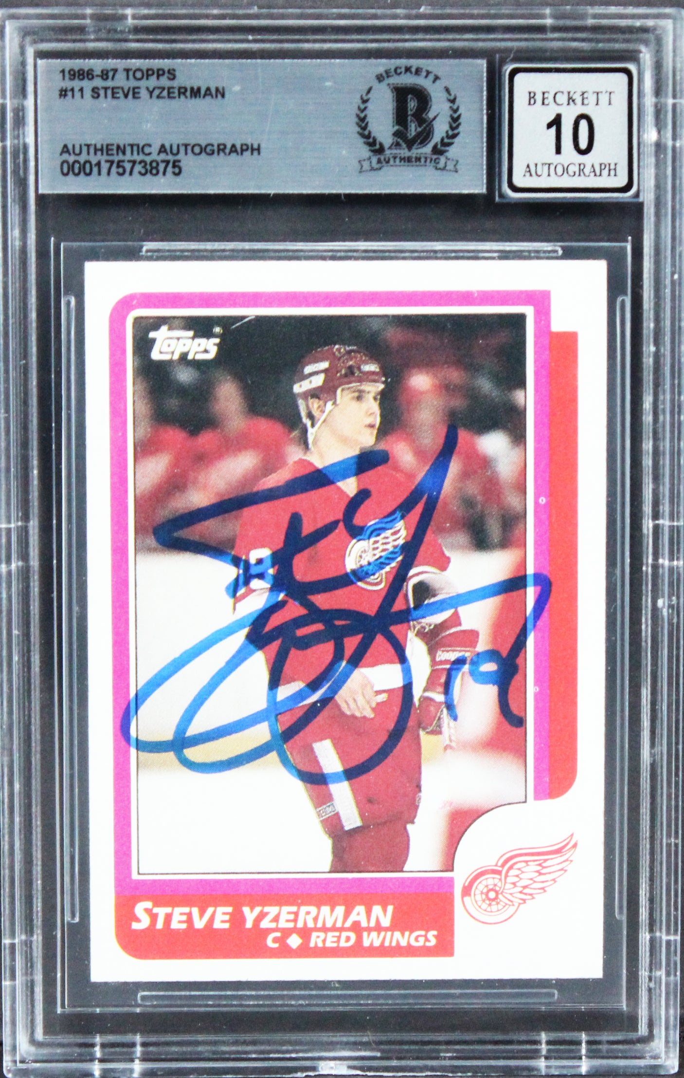Red Wings Steve Yzerman Signed 1986 Topps #11 Card Auto 10! BAS Slabbed