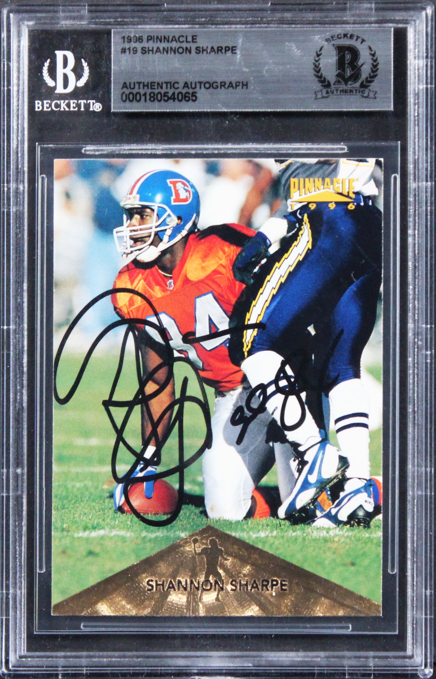 Broncos Shannon Sharpe Authentic Signed 1996 Pinnacle #19 Card BAS Slabbed
