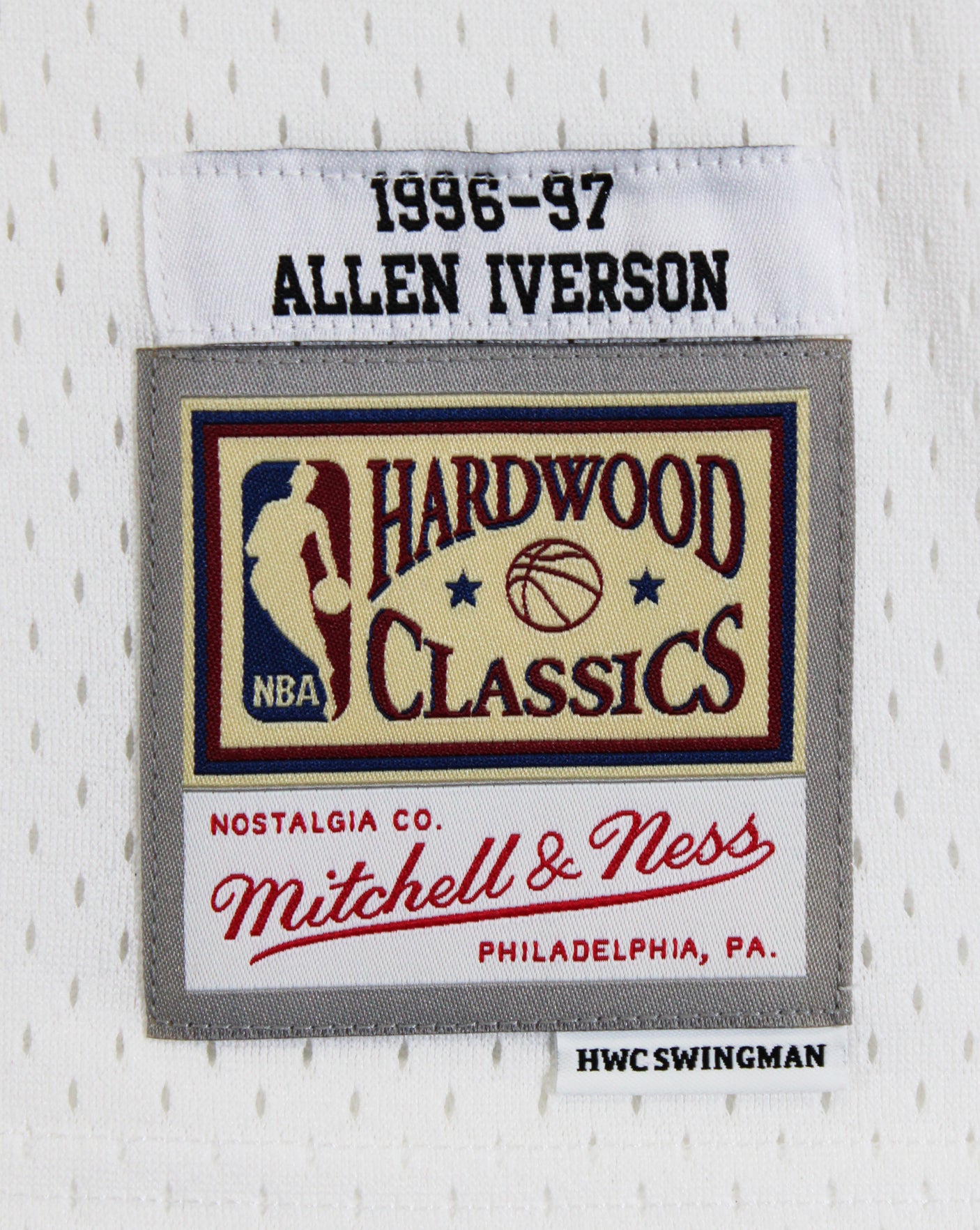 76ers Allen Iverson Signed White 1996-97 M&N HWC Swingman Jersey BAS Witnessed