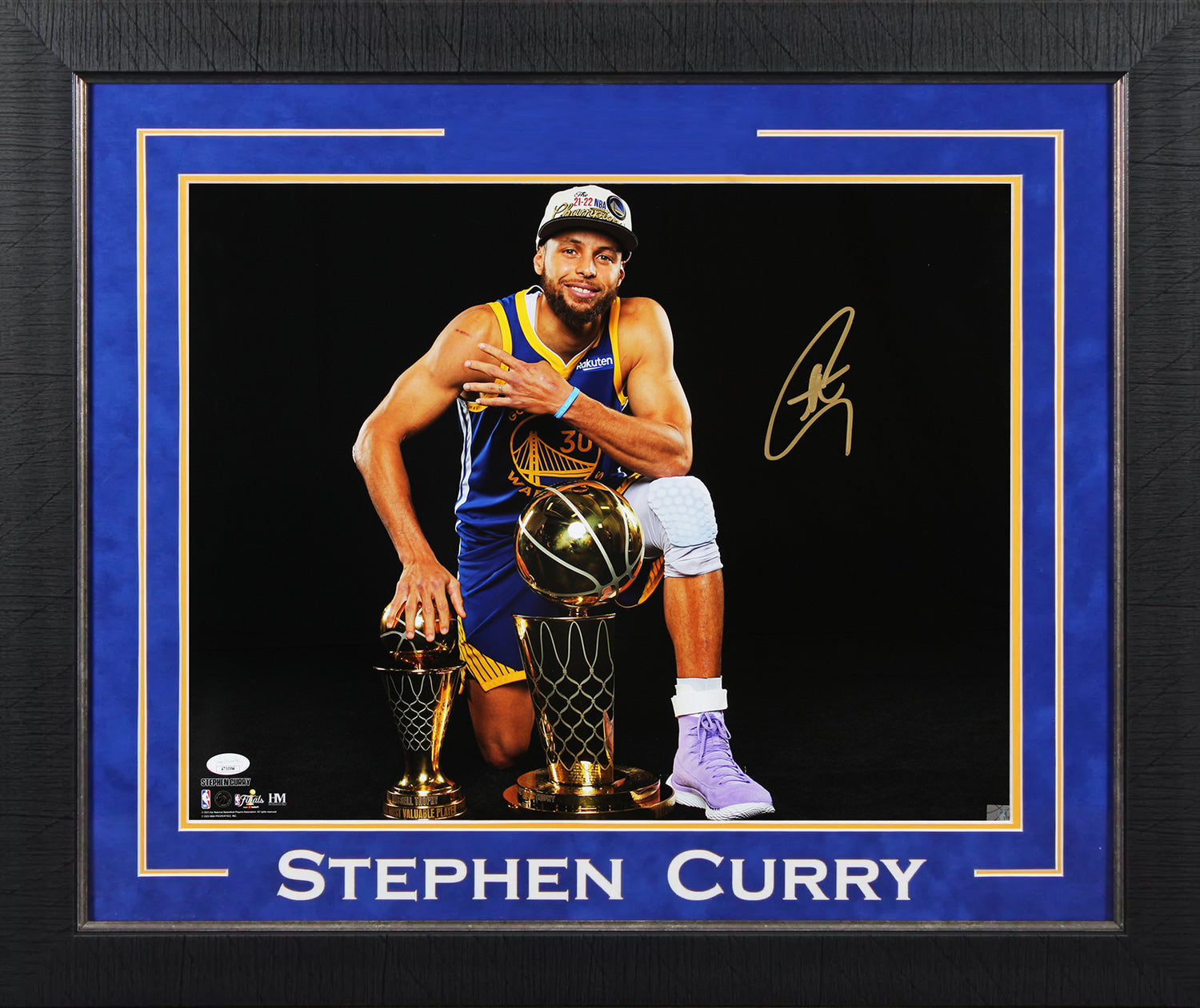 Warriors Stephen Curry Signed 16x20 Framed Horizontal Trophy Blackout Photo JSA