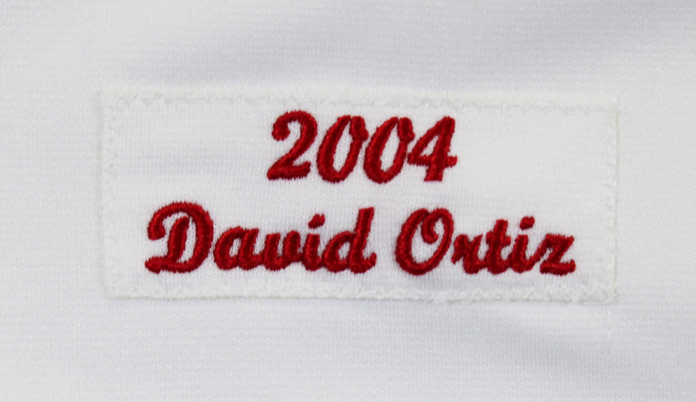 Red Sox David Ortiz Signed White 2004 WS Logo Mitchell & Ness CC Jersey BAS Wit