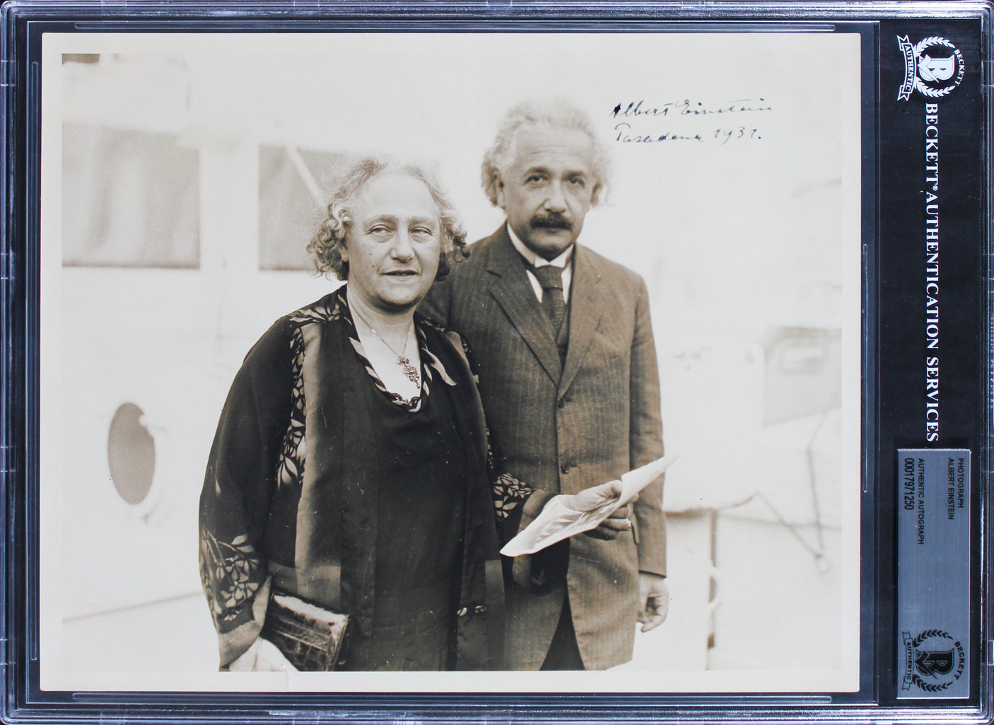 Albert Einstein "Pasadena 1931" Authentic Signed 8x10 Photo BAS Slabbed
