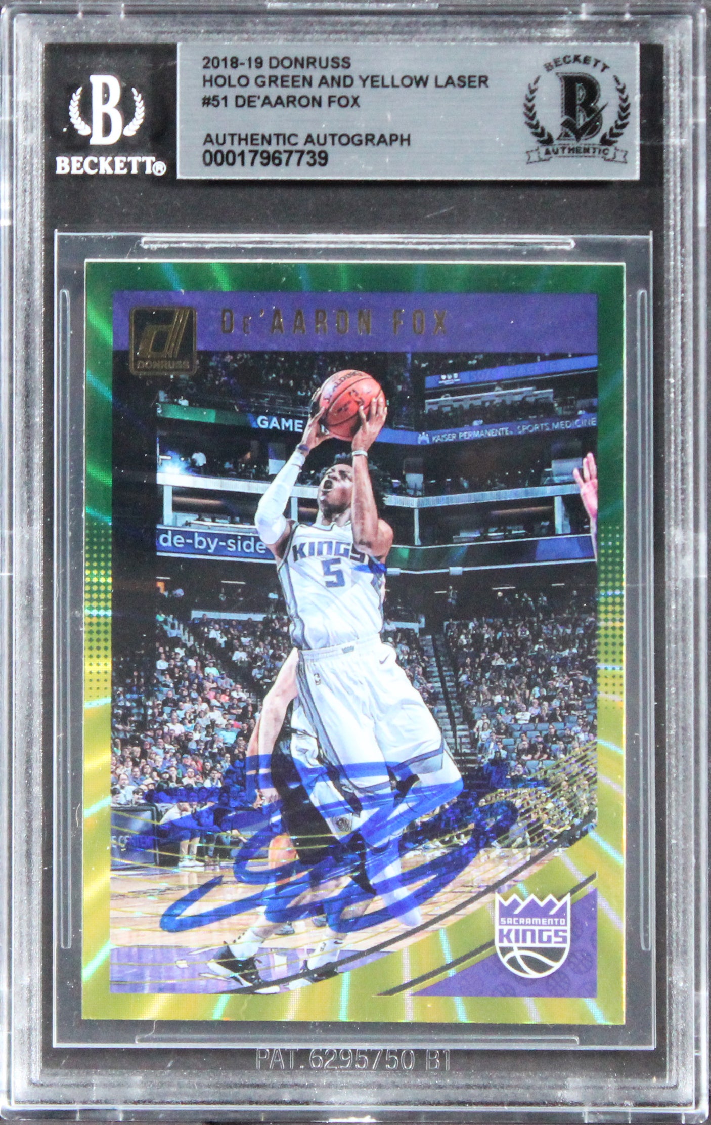 De'Aaron Fox Signed 2018 Donruss Holo Green And Yellow Laser #51 Card BAS Slab