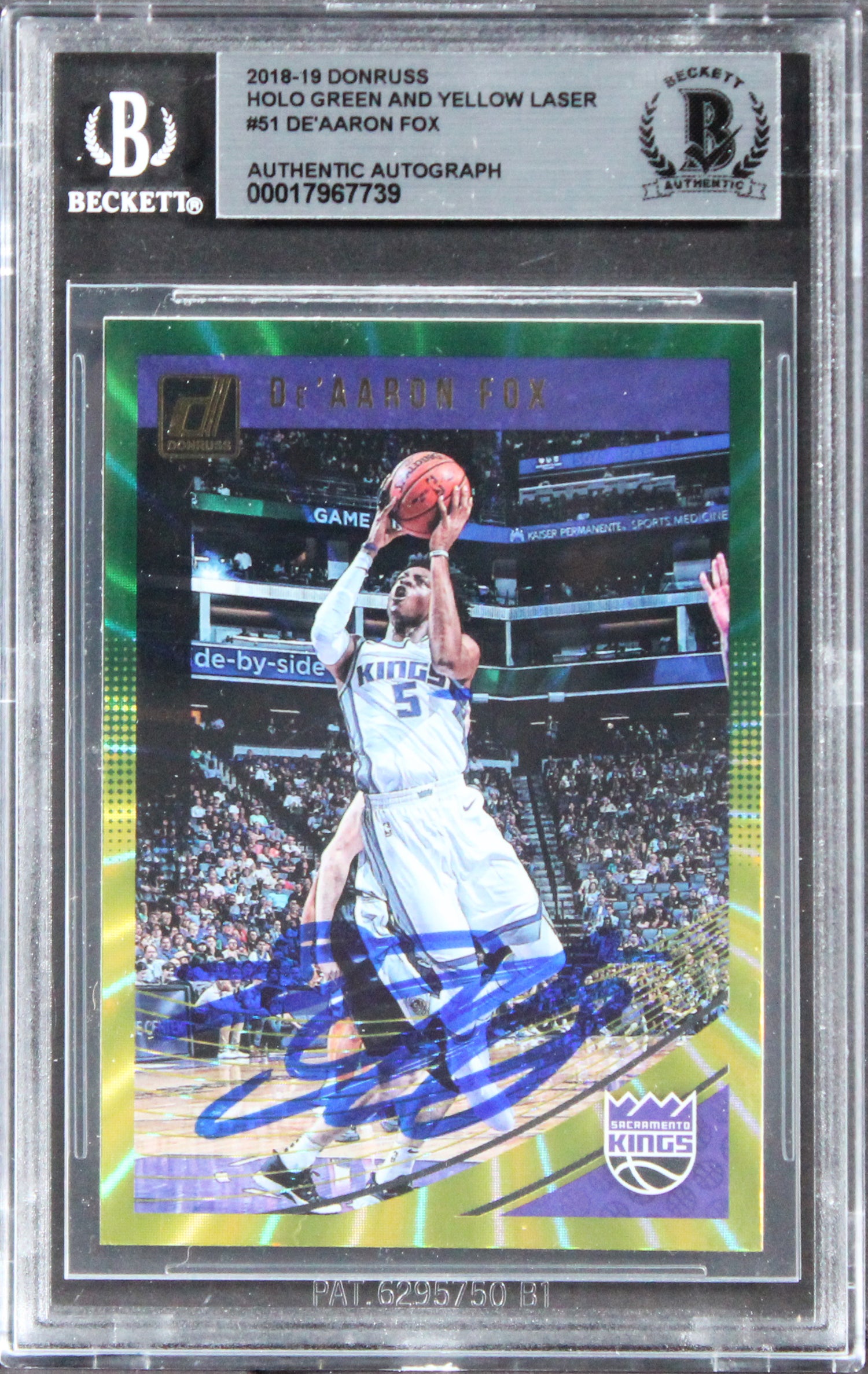 De'Aaron Fox Signed 2018 Donruss Holo Green And Yellow Laser #51 Card BAS Slab