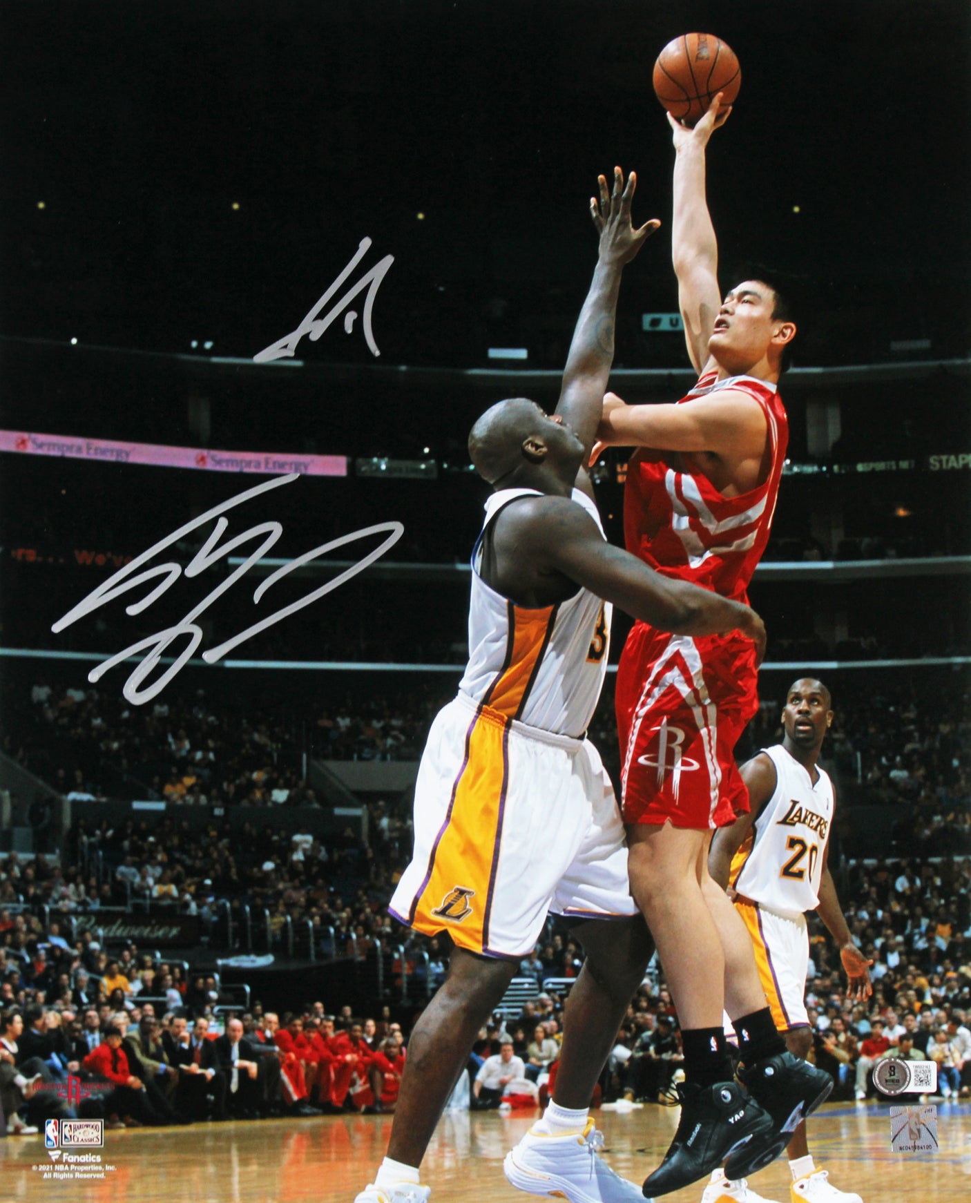 Shaquille O'Neal & Yao Ming Authentic Signed 16x20 Vertical Photo BAS Witnessed