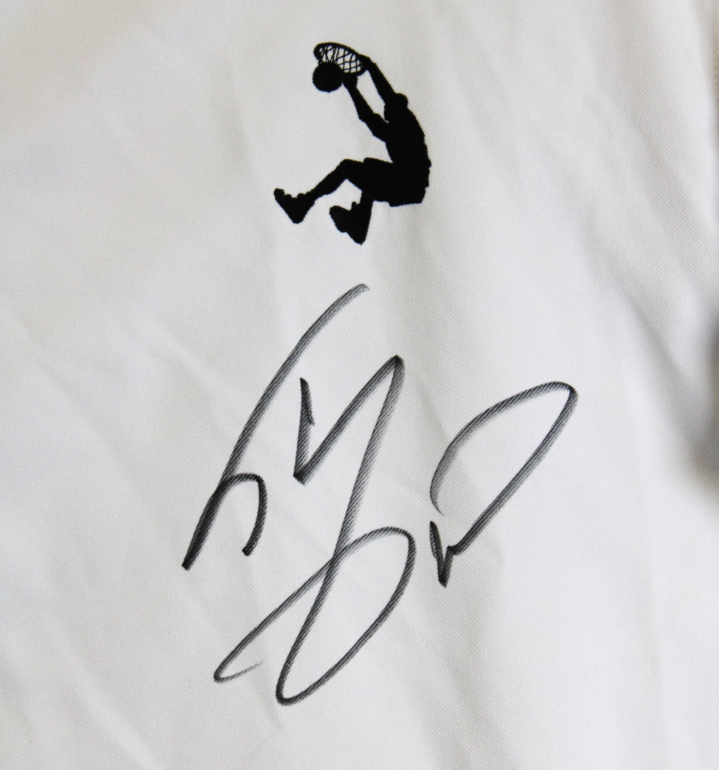 Shaquille O'Neal Authentic Signed White Adidas Warm-Up Jacket BAS Wit #2W958081