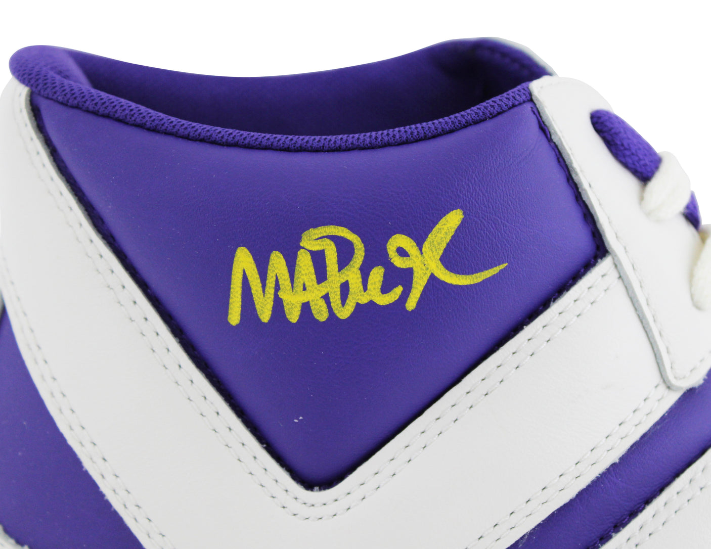 Lakers Magic Johnson Signed Right Purple & White Converse Weapon Shoe BAS Wit 3