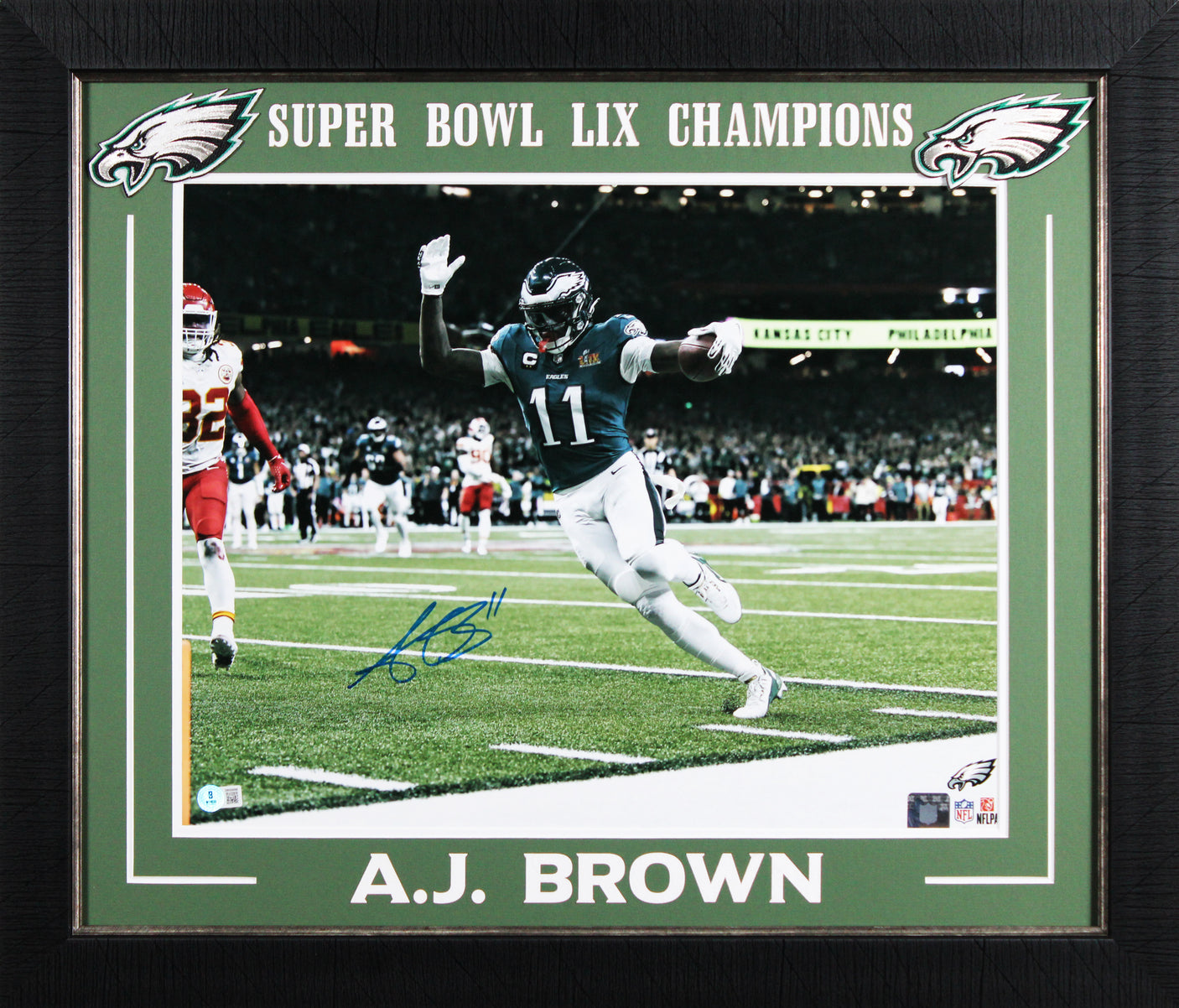 Eagles A.J. Brown Authentic Signed 16x20 Horizontal Framed Photo BAS Witnessed