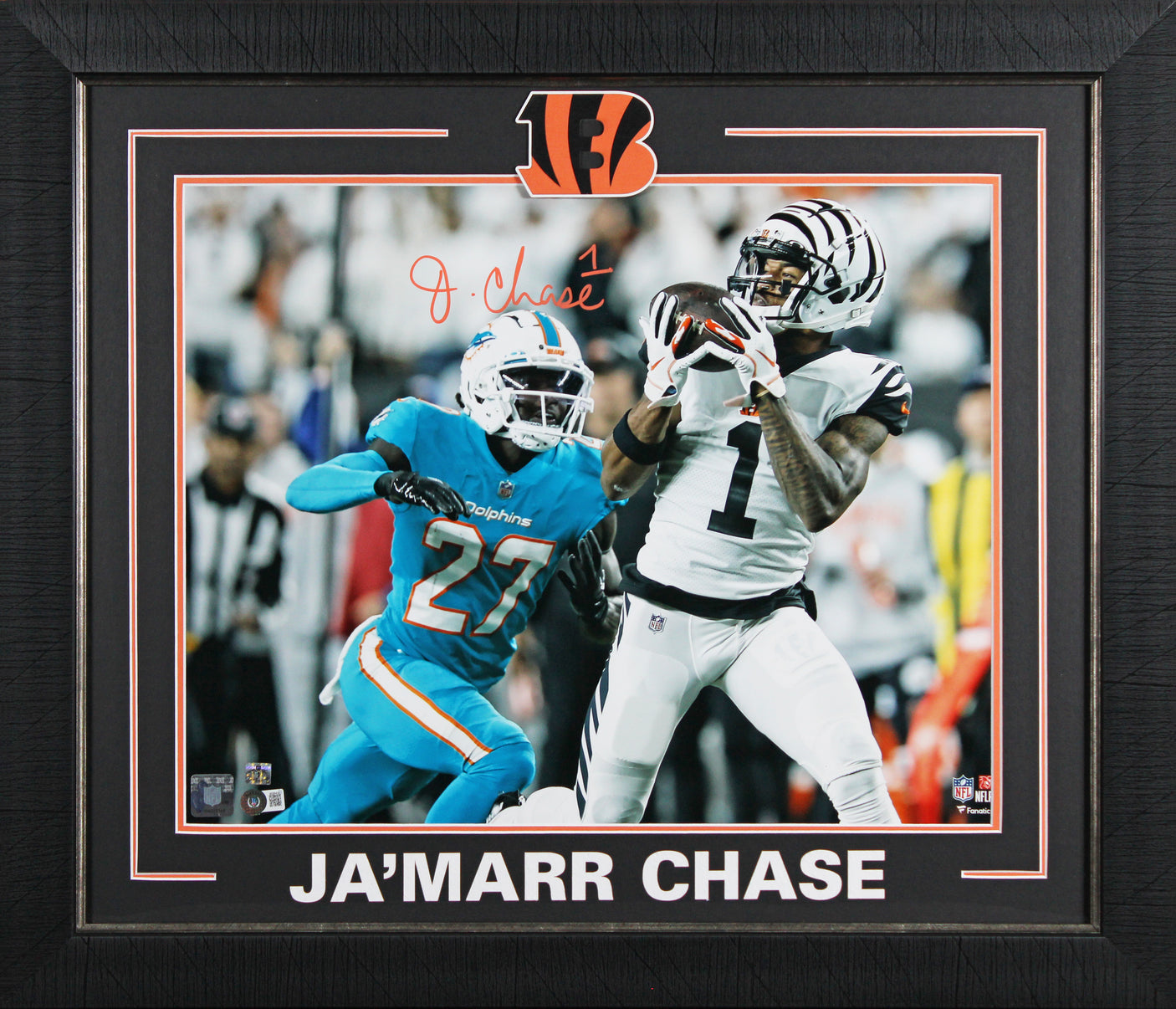 Bengals Ja'Marr Chase Signed 16x20 Framed Horizontal Photo vs. Dolphins BAS Wit