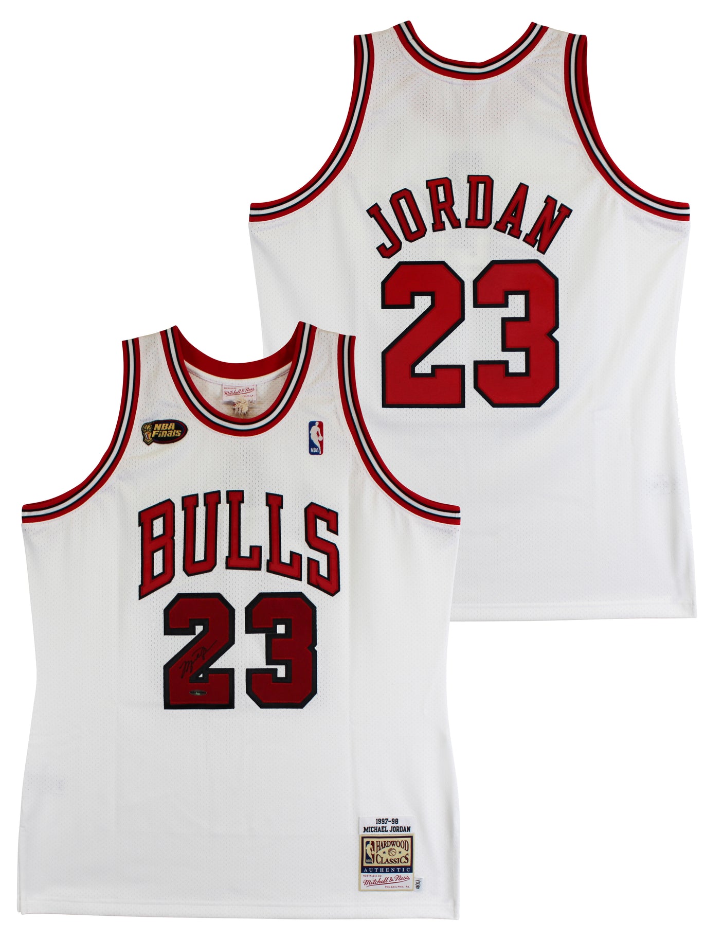 Bulls Michael Jordan Signed 97-98 White Nike HWC Authentic Framed Jersey UDA