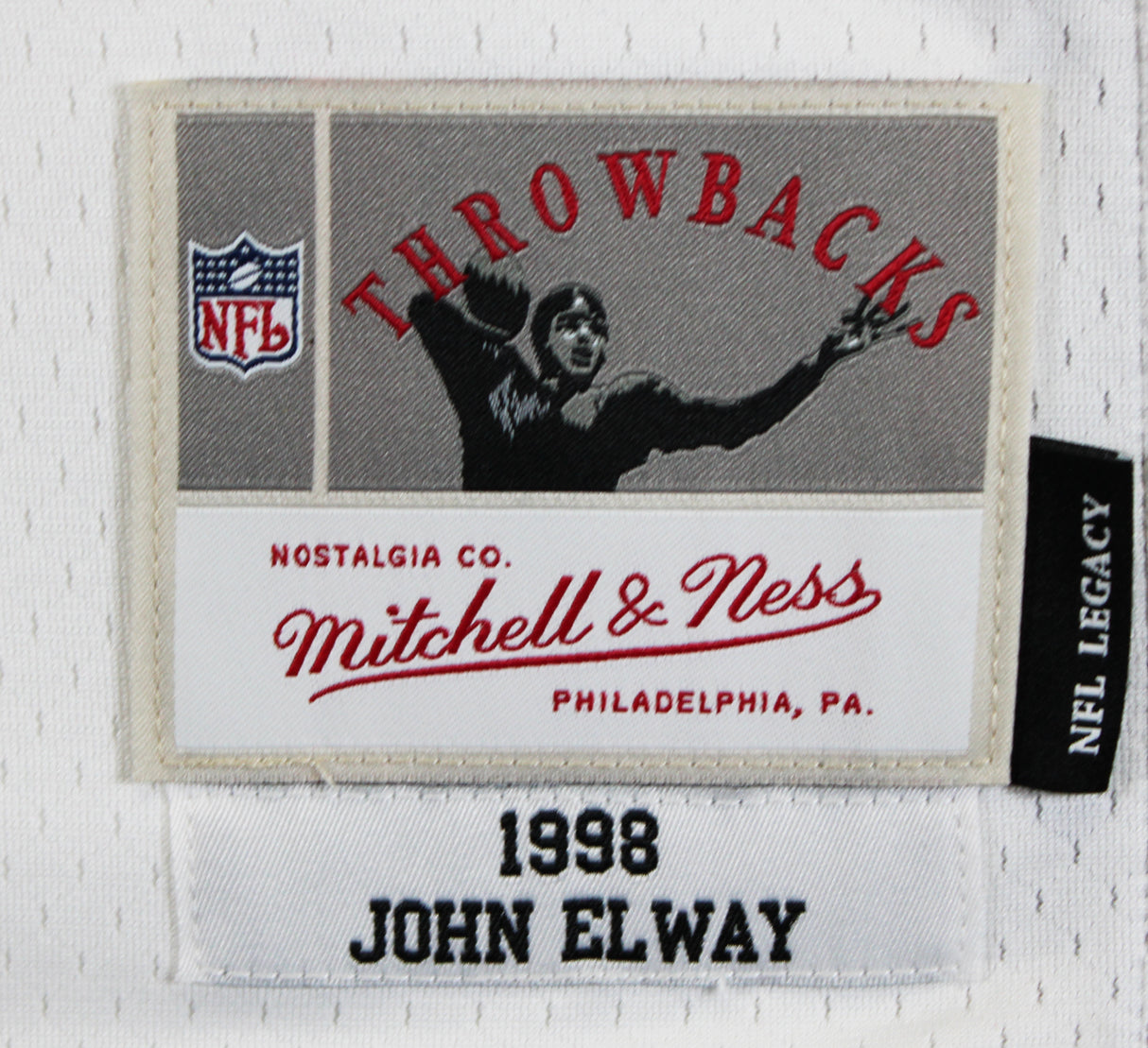Broncos John Elway "HOF 04" Authentic Signed White 1998 M&N TB Jersey BAS Wit