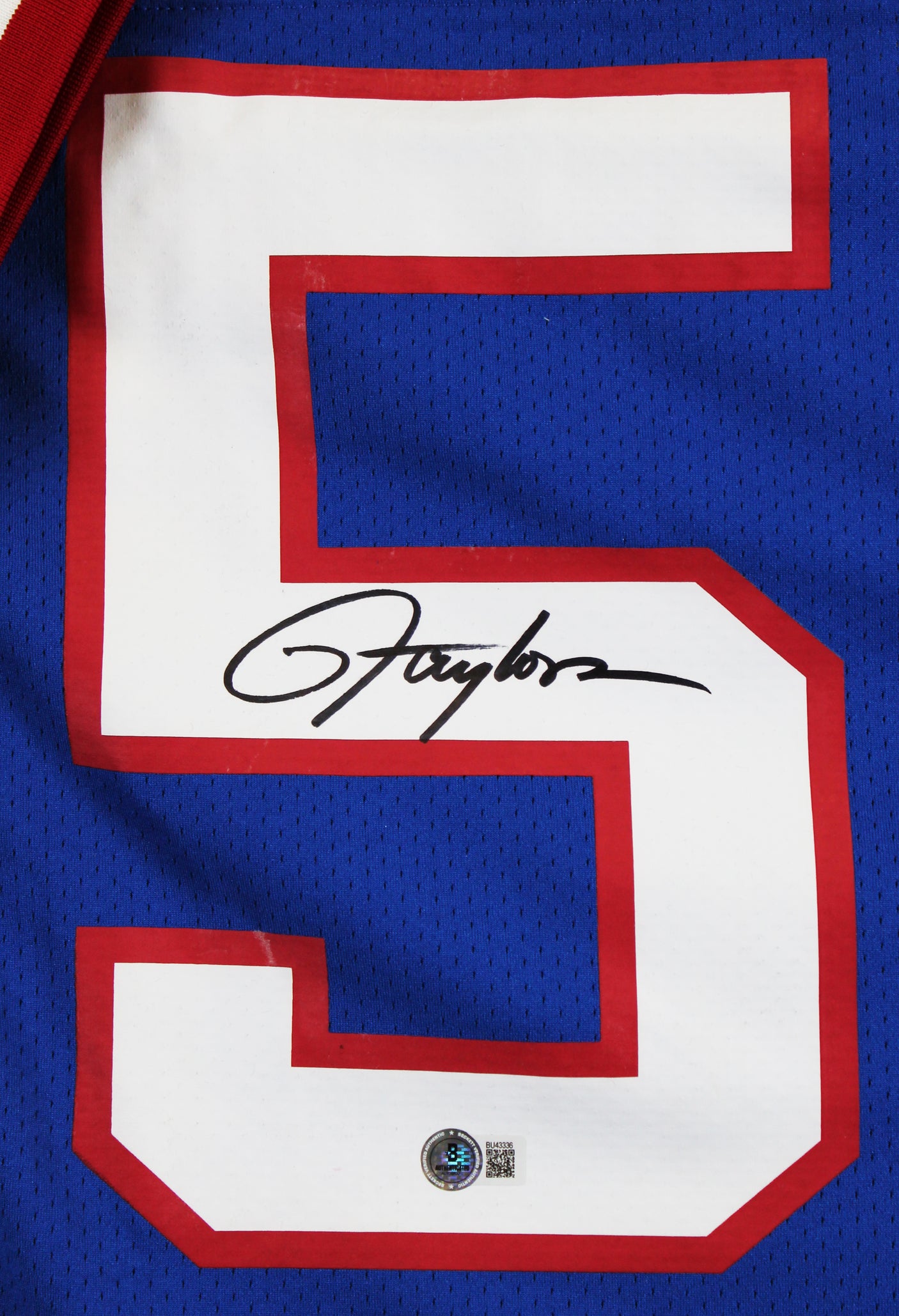 Giants Lawrence Taylor Signed 1986 Blue M&N Throwback Authentic Jersey BAS