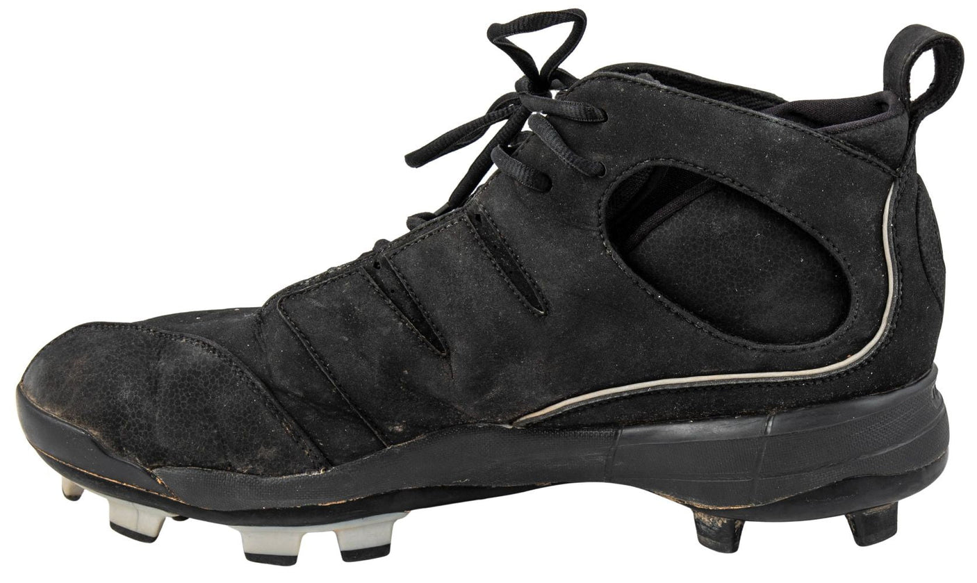 Derek Jeter New York Yankees Game Used Jordan Promo Sample Cleat Steiner