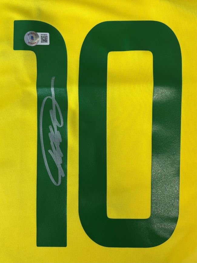 Kaka Signed Brazil Nike Soccer Jersey BAS
