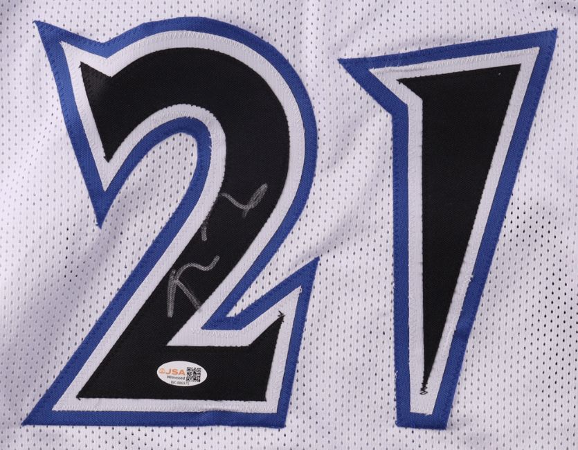 Kevin Garnett Minnesota Signed White Basketball Jersey JSA QR