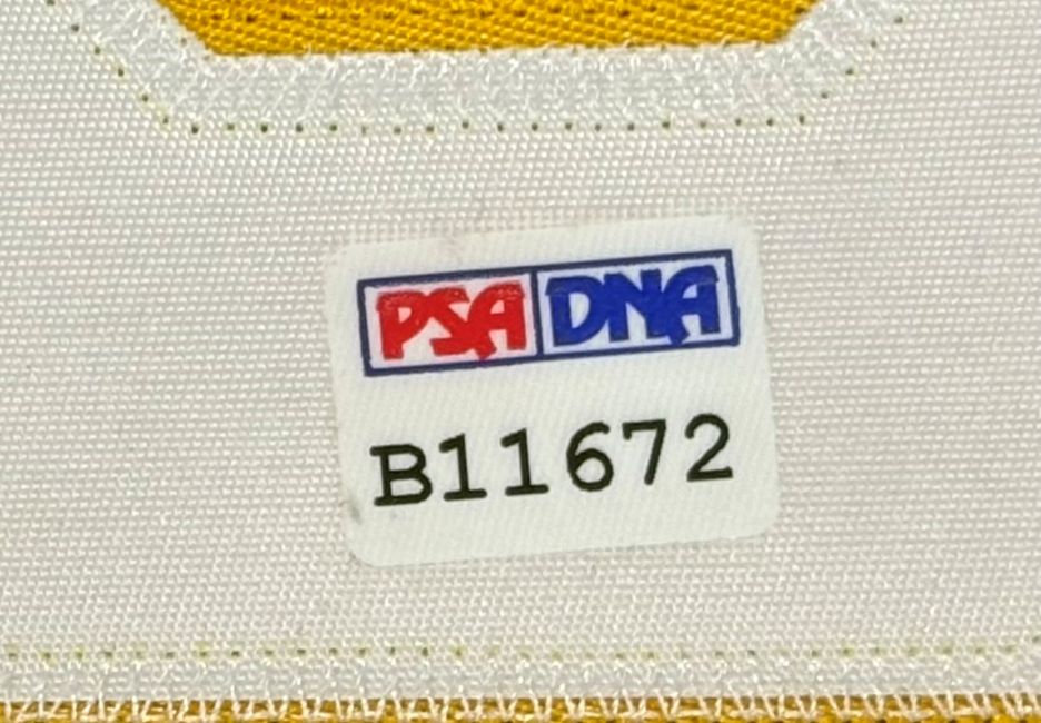 Kobe Bryant Signed Framed Los Angeles Lakers Mitchell & Ness Jersey PSA/DNA