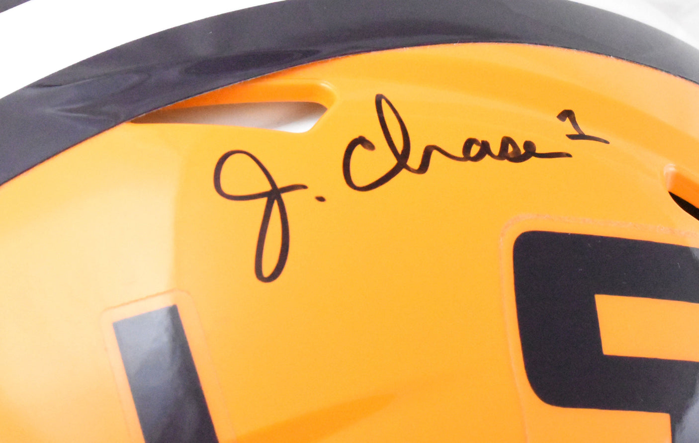 Ja'Marr Chase Autographed LSU F/S Speed Authentic Helmet - Beckett W Hologram