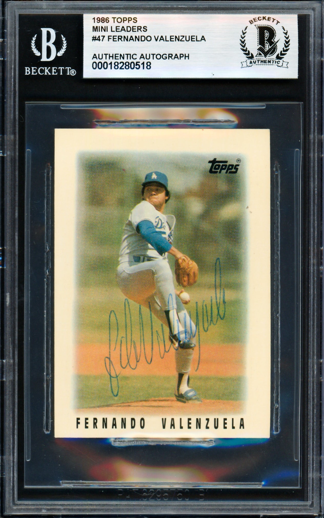 Fernando Valenzuela Autographed 1986 Topps Mini Card #47 Los Angeles Dodgers Beckett BAS #18280518