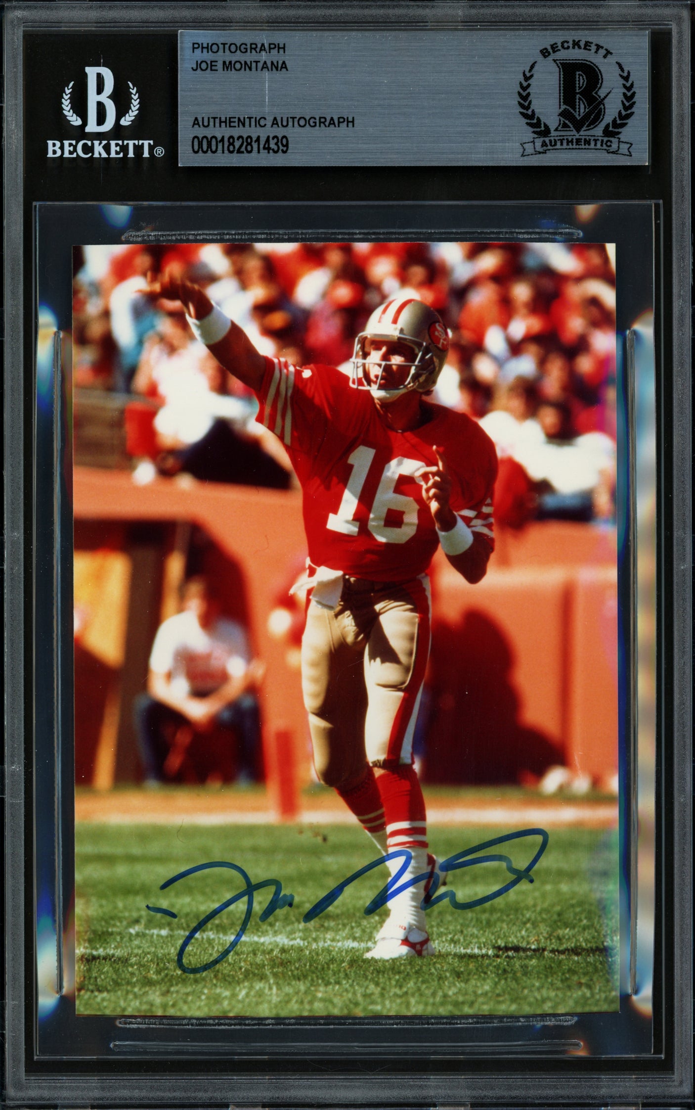 Joe Montana Autographed 3.5x5 Photo San Francisco 49ers Beckett BAS #18281439