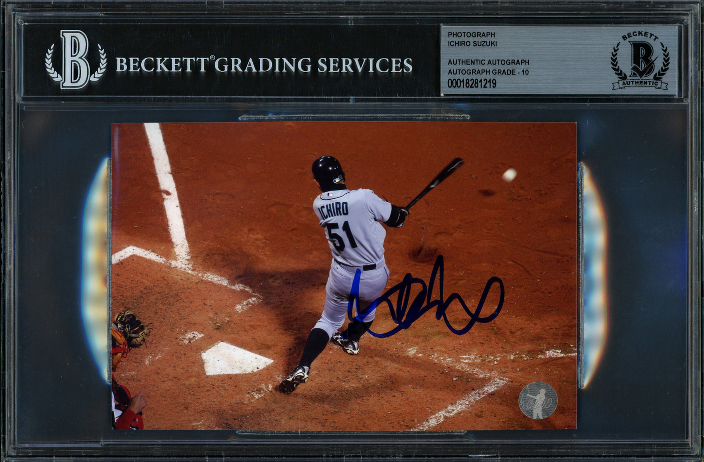 Ichiro Suzuki Autographed 4x6 Photo Seattle Mariners Auto Grade Gem Mint 10 Beckett BAS #18281219