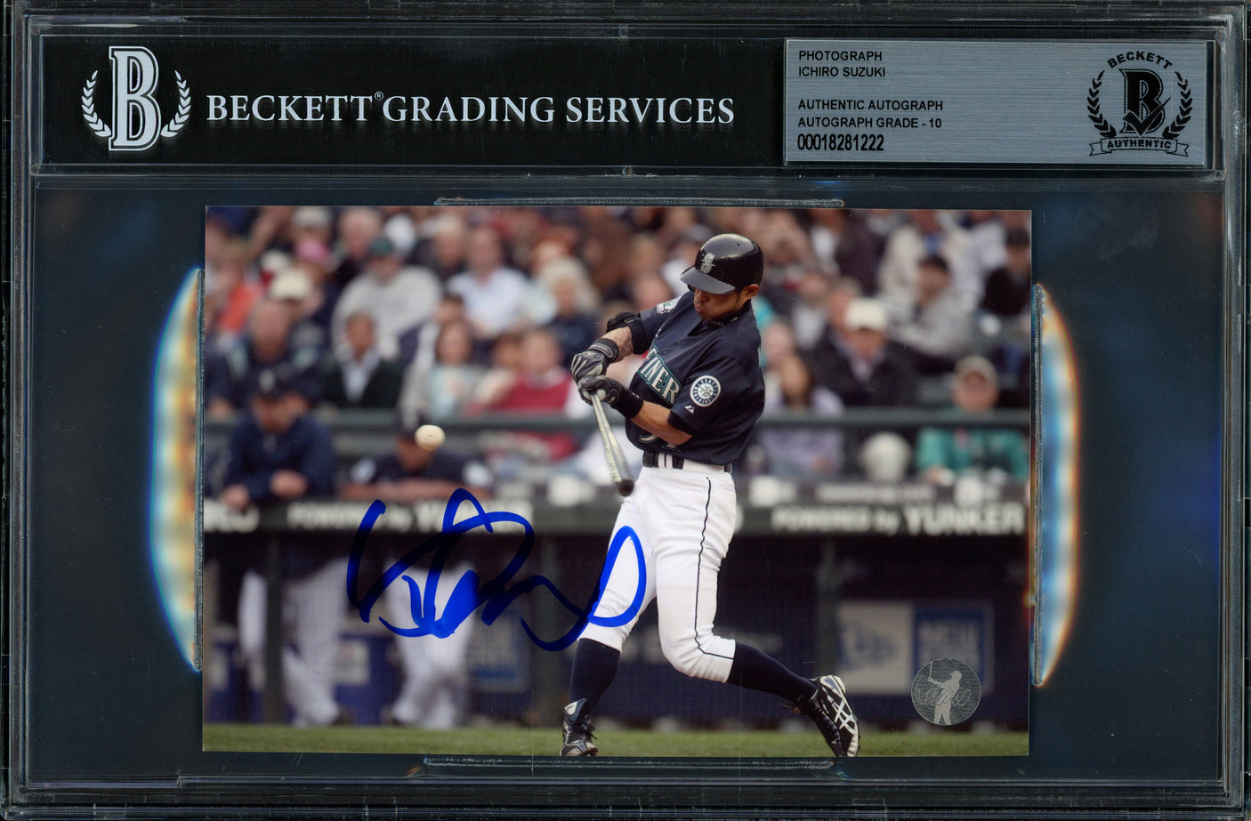 Ichiro Suzuki Autographed 4x6 Photo Seattle Mariners Auto Grade Gem Mint 10 Beckett BAS #18281222