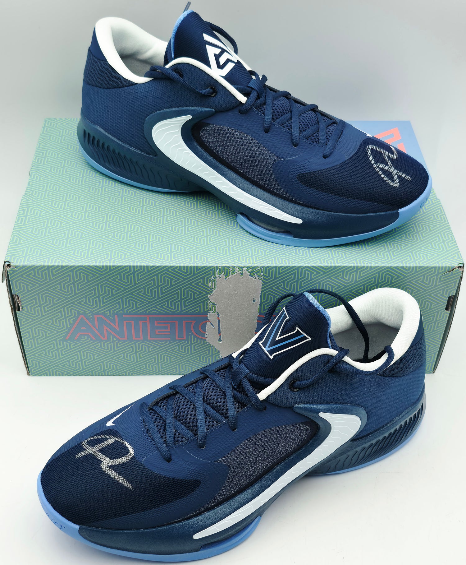 Giannis Antetokounmpo Autographed 2022 Player Exclusive (PE) Promo VILLANOVA Navy & White Nike Zoom Freak 4 NCAA SOS Shoes Size 16 (With Box) Beckett BAS Witness #3W396289 & #3W396290