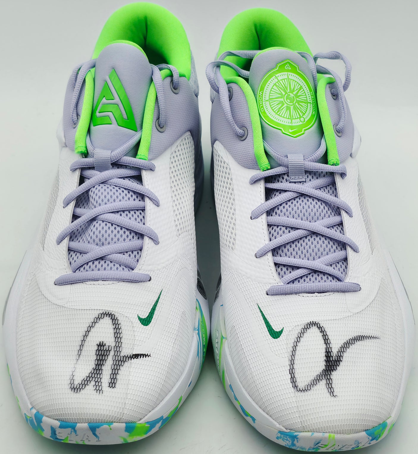 Giannis Antetokounmpo Autographed Green, White & Grey Nike ZOOM FREAK 4 Shoes Milwaukee Bucks Size 16 (With Box) Beckett BAS Witness #3W396746 & #3W396747