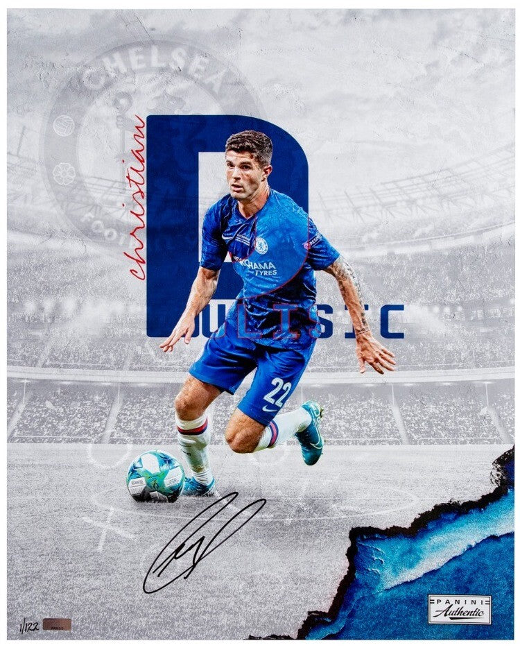 CHRISTIAN PULISIC Autographed "Chelsea FC" Photograph PANINI LE 122