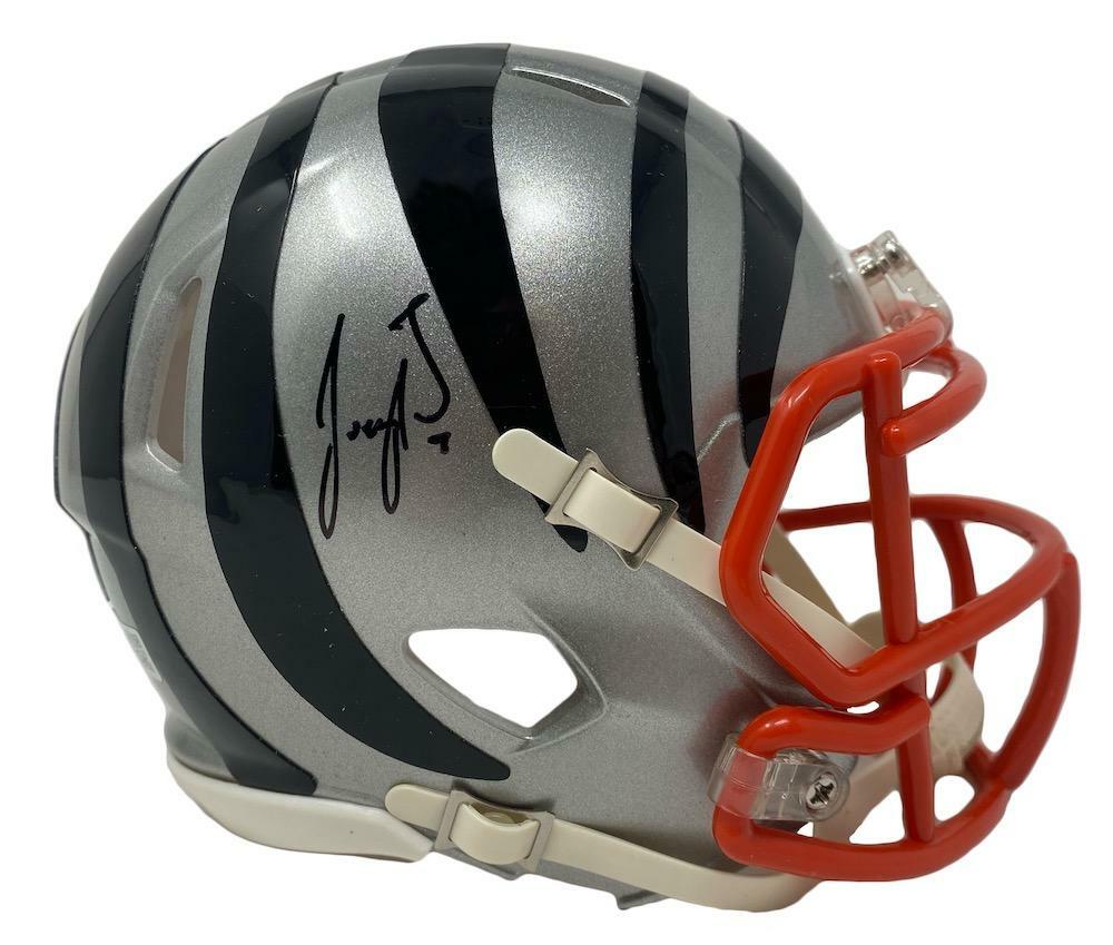 JOE BURROW Autographed Cincinnati Bengals Flash Speed Mini Helmet FANATICS