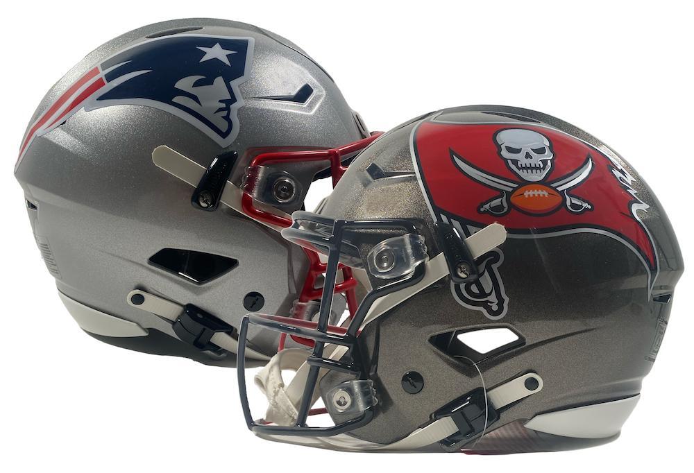 TOM BRADY Buccaneers Side Autographed Buccaneers / Patriots Combo Speed Flex Helmet FANATICS