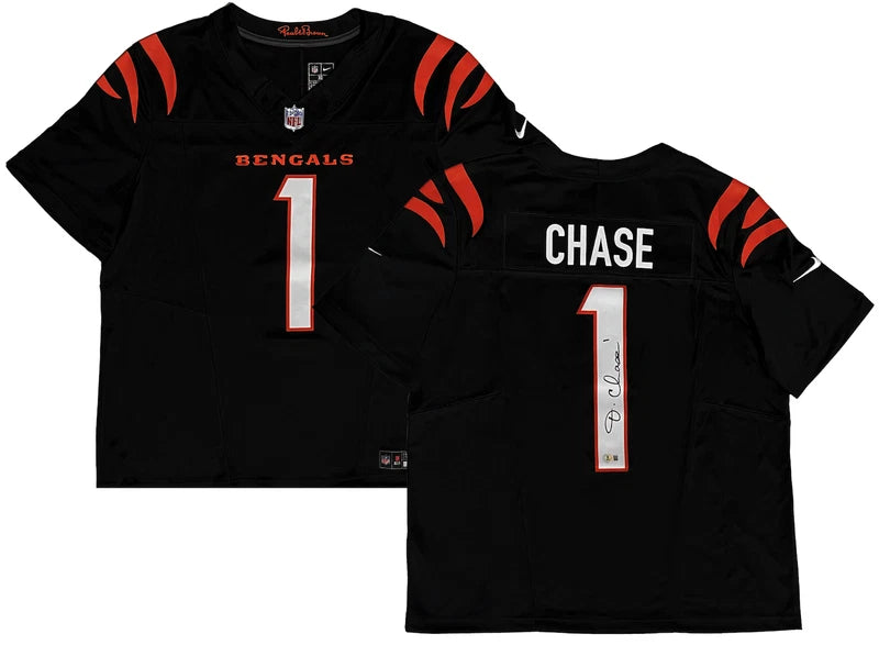 Ja'Marr Chase Autographed Cincinnati Bengals Black Nike Vapor F.U.S.E Limited Jersey Beckett Witnessed