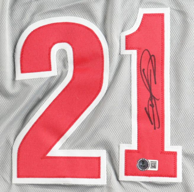 The Sammy Sosa Chicago Signed Gray Baseball Jersey by Sports Integrity features large red and white "21" numbers, the "1" autographed in black marker, with a BAS authentication sticker placed below the signature.
