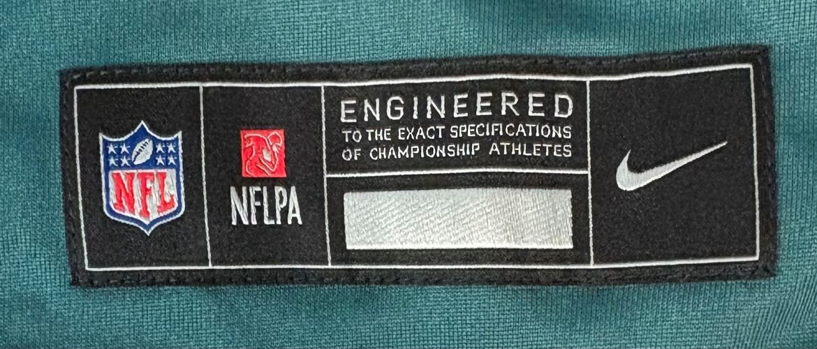 Saquon Barkley Signed Philadelphia Eagles Nike Game Replica Jersey PSA/DNA