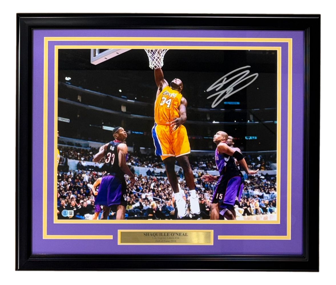 Shaquille O'Neal Signed Framed 16x20 Lakers Dunk vs Raptors Photo BAS