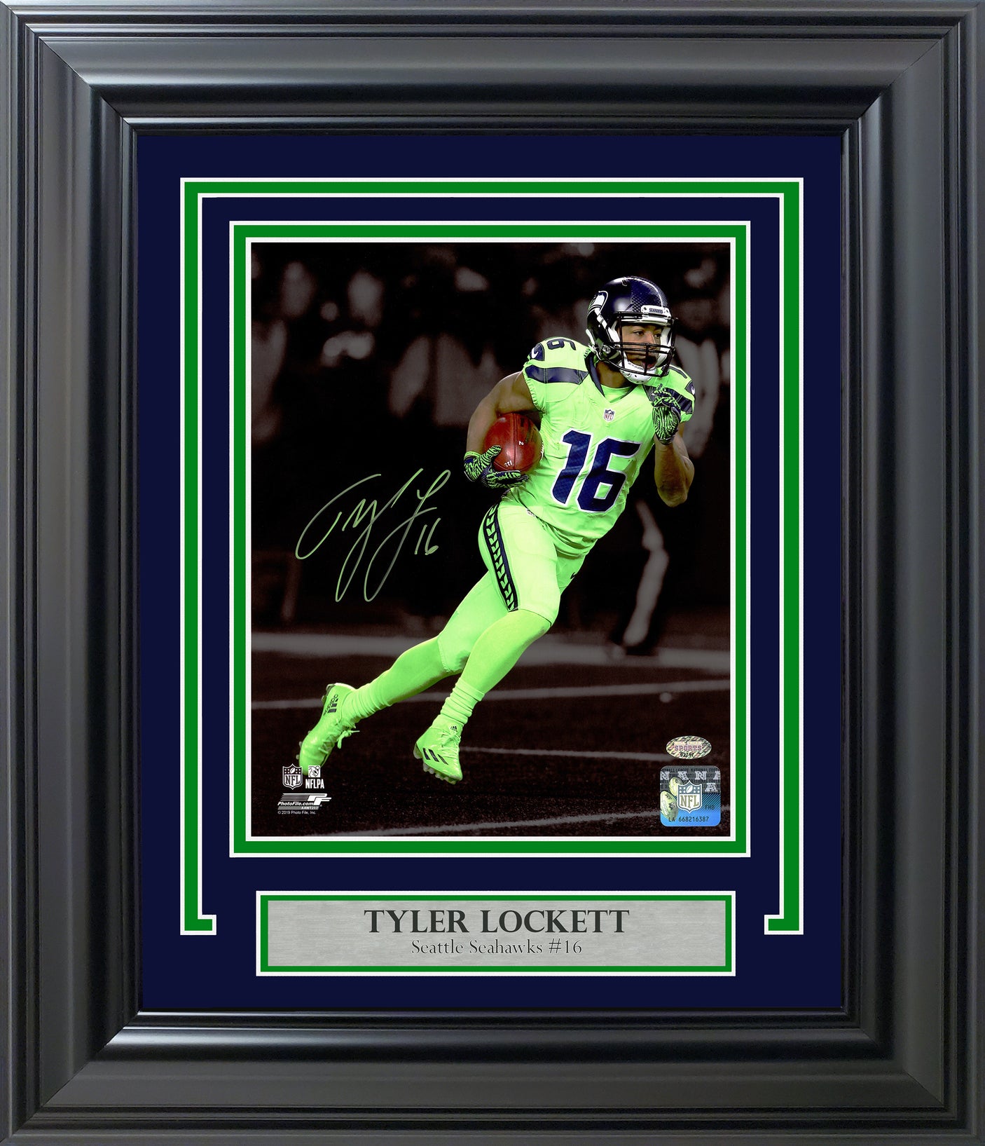 Tyler Lockett Autographed Framed 8x10 Photo Seattle Seahawks MCS Holo Stock #220491
