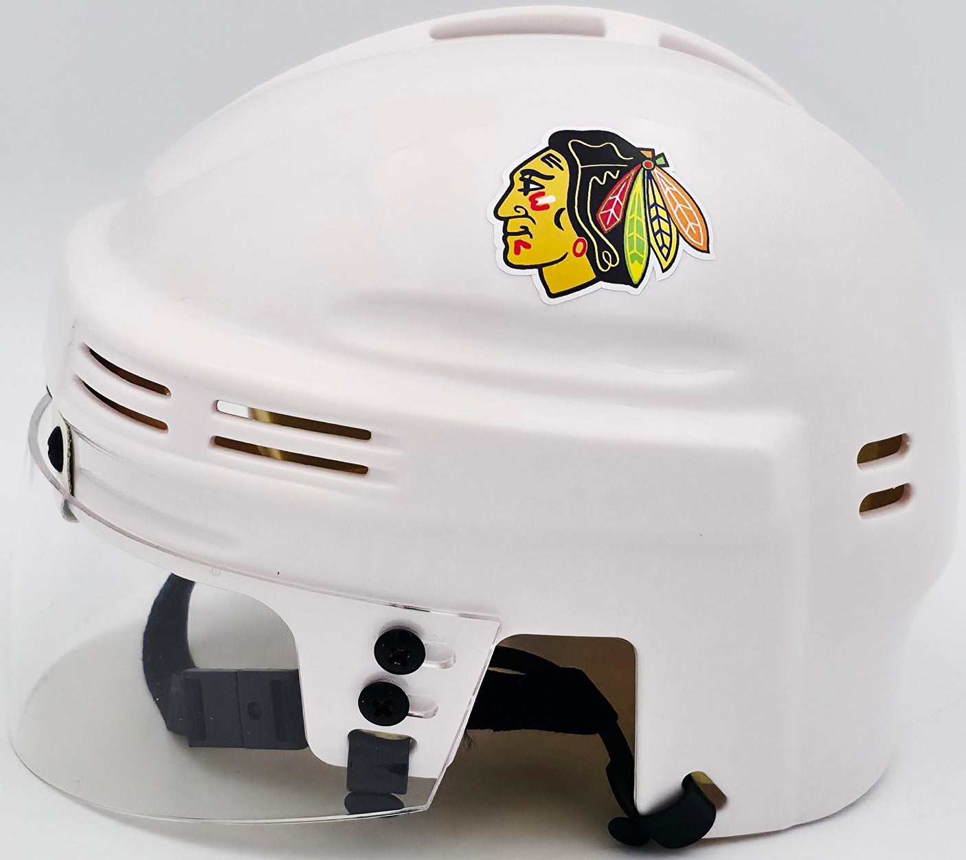 Jonathan Toews Autographed Chicago Blackhawks White Mini Helmet Beckett BAS Witness Stock #250192