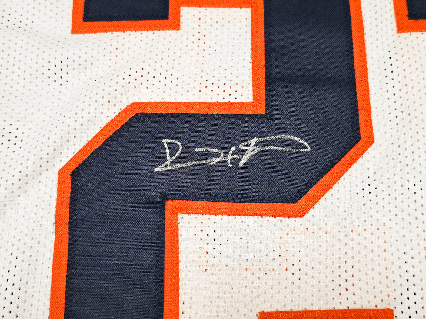 Chicago Bears Devin Hester Autographed White Jersey Beckett BAS QR Stock #250273