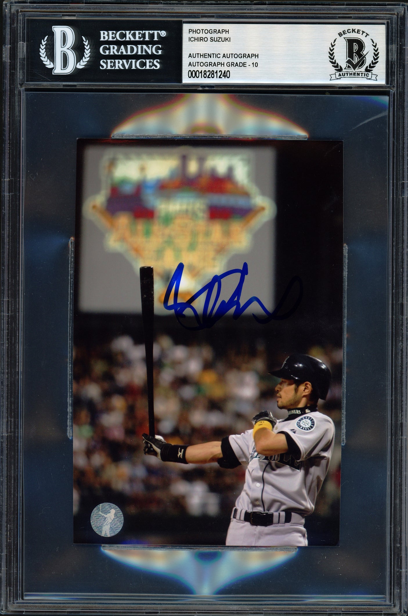 Ichiro Suzuki Autographed 4x6 Photo Seattle Mariners Auto Grade Gem Mint 10 Beckett BAS Stock #251037