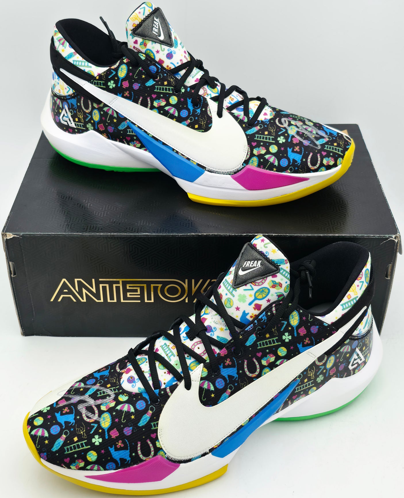 Giannis Antetokounmpo Autographed 2021 Player Exclusive (PE) Promo Black, White & Speed Nike Zoom Freak 2 NRG Shoes Milwaukee Bucks Size 17 Beckett BAS Witness Stock #252613
