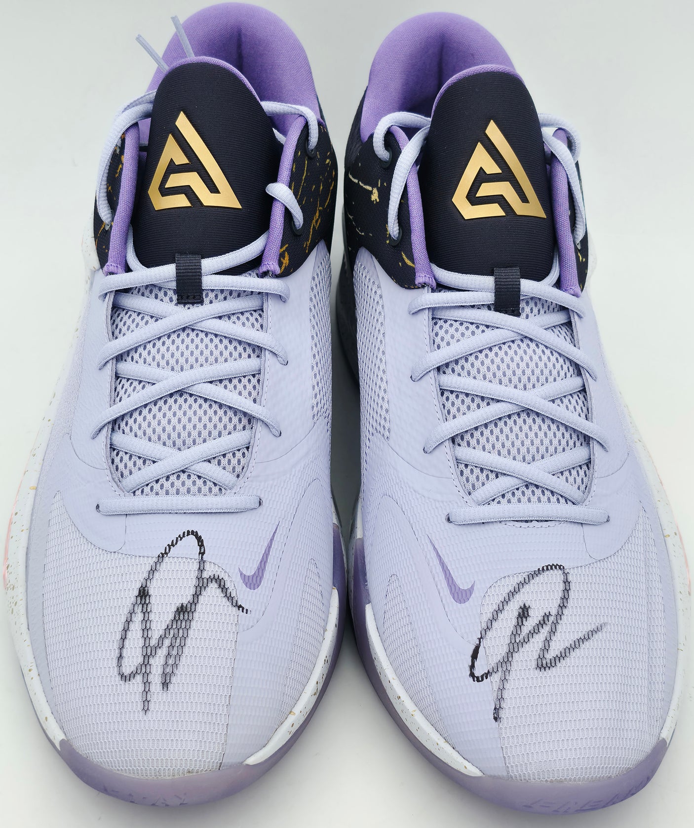 Giannis Antetokounmpo Autographed 2022 Player Exclusive (PE) Promo Oxygen Purple & Spc Purple Grey Nike Zoom Freak 4 ASW Shoes Milwaukee Bucks Size 17 Beckett BAS Witness Stock #252720