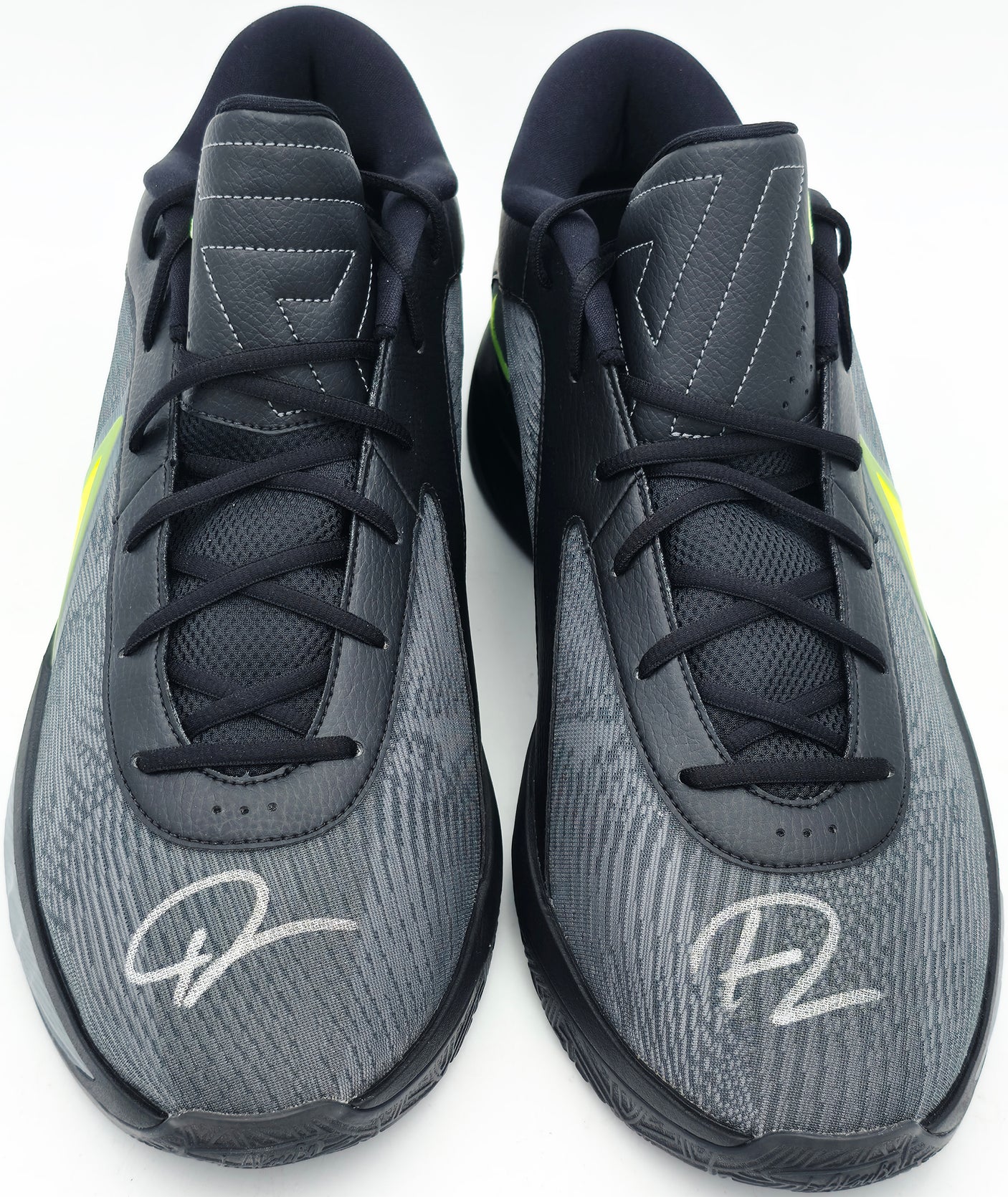 Giannis Antetokounmpo Autographed 2024 Player Exclusive (PE) Promo Black, Volt & Cool Grey Nike Zoom Freak 6 Shoes Milwaukee Bucks Size 17 Beckett BAS Witness Stock #252733