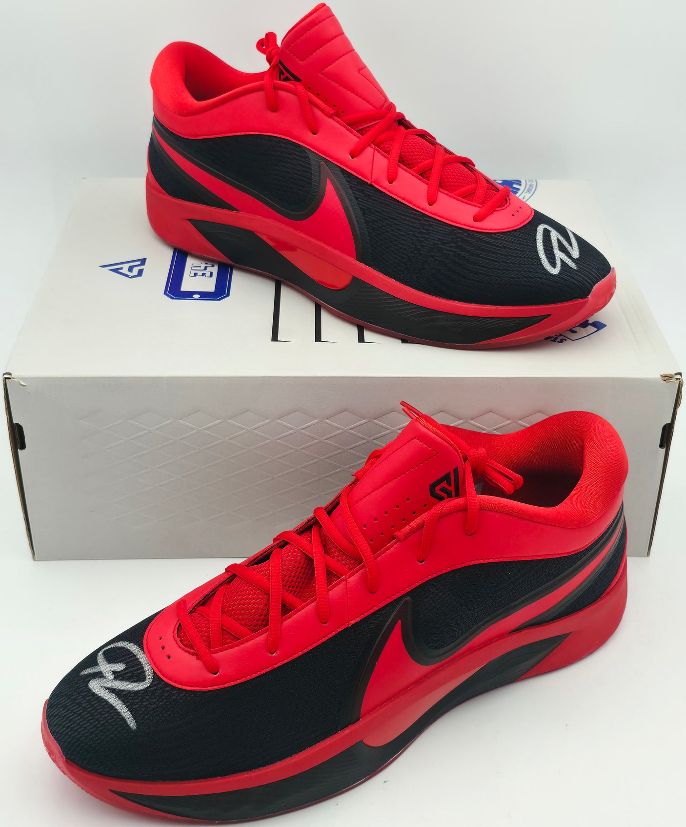 Giannis Antetokounmpo Autographed 2024 Player Exclusive (PE) Promo Black & University Red Nike Zoom Freak 6 Shoes Milwaukee Bucks Size 17 Beckett BAS Witness Stock #252756