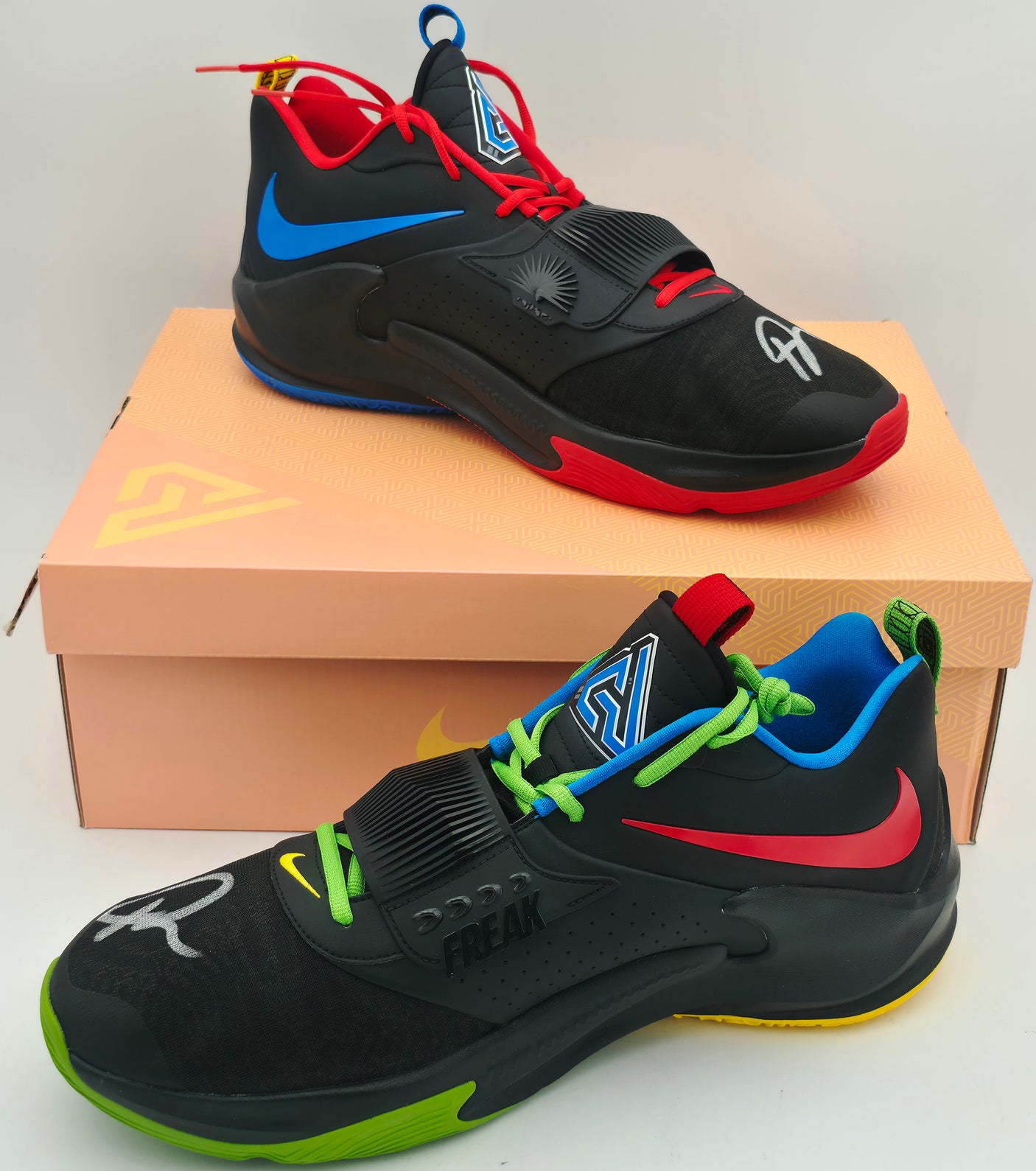 Giannis Antetokounmpo Autographed 2021 Player Exclusive (PE) Promo Black, Grean & Bean White Nike Zoom Freak 3 NRG Shoes Milwaukee Bucks Size 17 Beckett BAS Witness Stock #252761