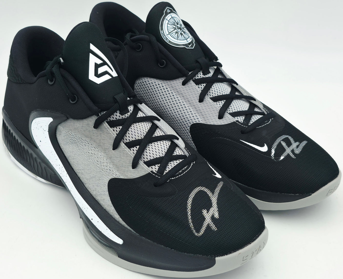 Giannis Antetokounmpo Autographed Black, Grey & White Nike Zoom Freak 4 Shoes Milwaukee Bucks Size 16 (No Box) Beckett BAS Witness Stock #252766