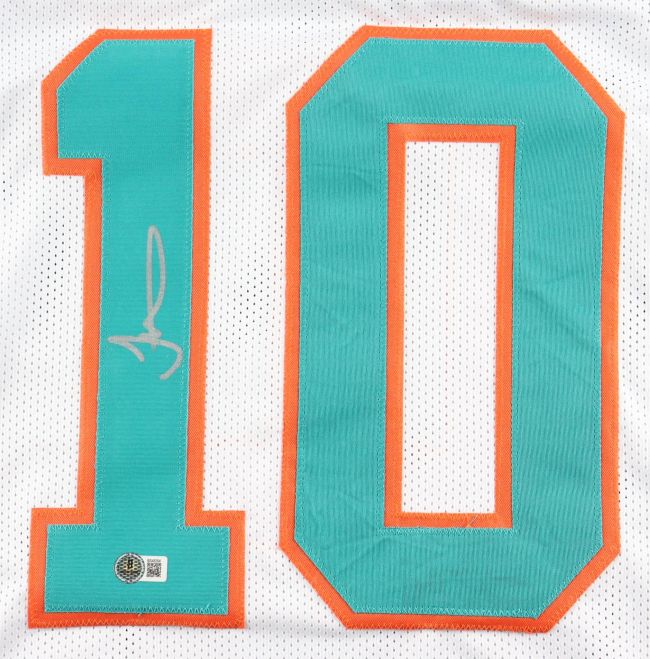 Tyreek Hill Miami Signed White Football Jersey BAS ITP