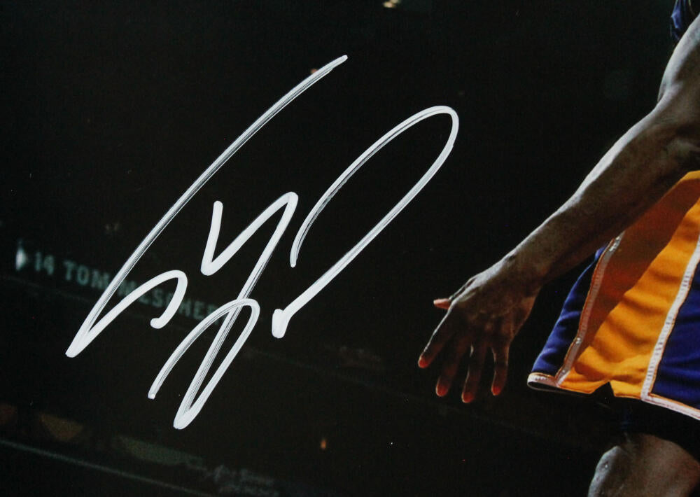 Shaquille O'Neal Autographed LA Lakers 16x20 Dunk FP Photo-Beckett W Hologram *White Image 2