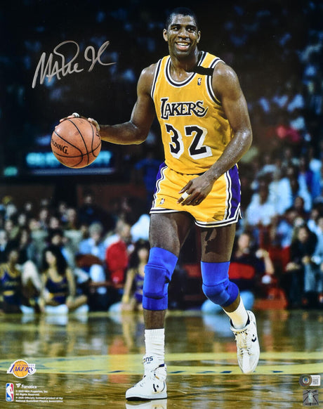 Magic Johnson Autographed Lakers 16x20 Smile Photo- Beckett W Hologram *Silver Image 1